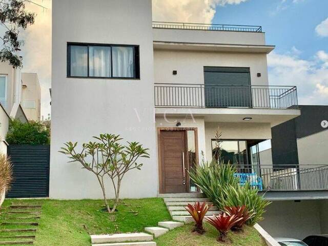 Casa para Venda em Santana de Parnaíba - 2