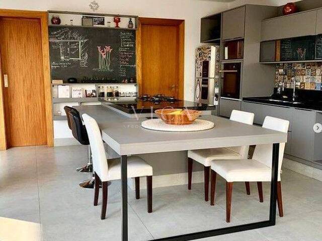 Casa para Venda em Santana de Parnaíba - 5