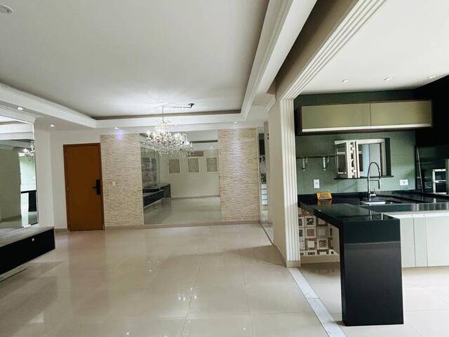 Apartamento para Venda em Santana de Parnaíba - 5