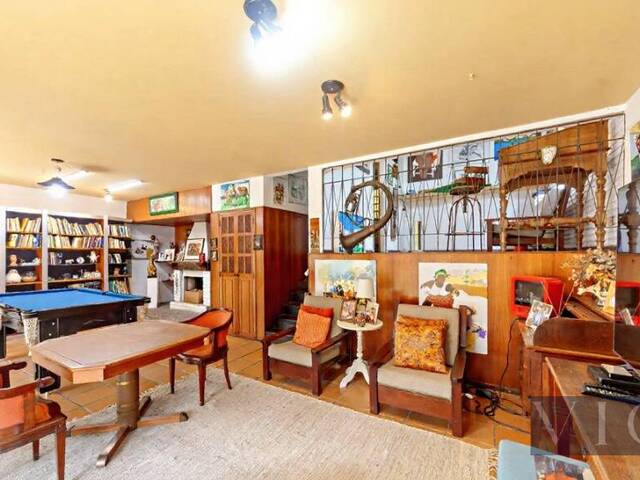 Casa para Venda em Santana de Parnaíba - 4