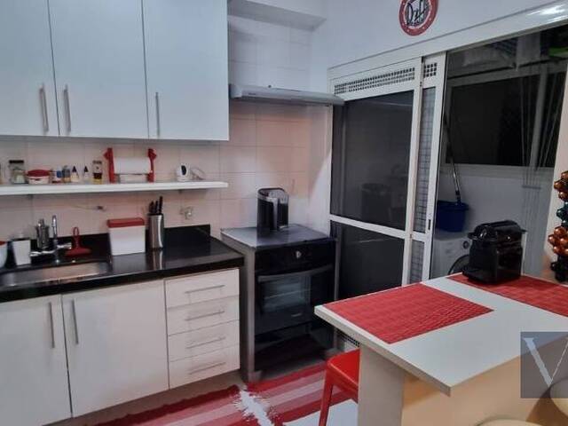 Apartamento para Venda em Santana de Parnaíba - 3
