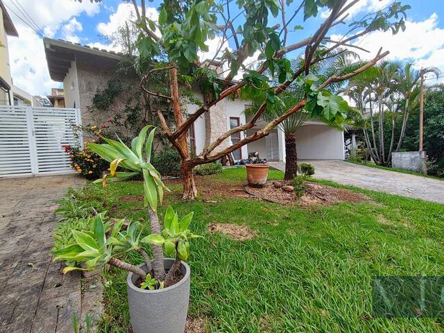 #894CA - Casa para Venda em Santana de Parnaíba - SP - 2