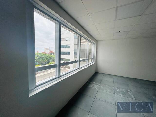 Sala para Venda em Barueri - 5