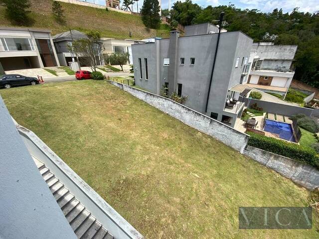 #939TE - Área para Venda em Santana de Parnaíba - SP
