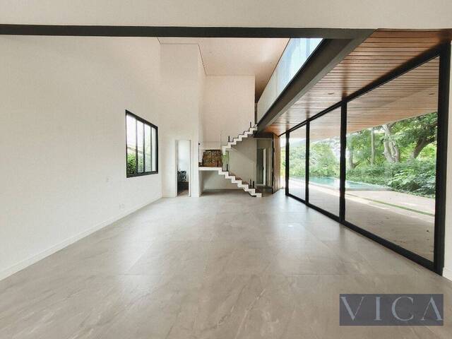Casa para Venda em Santana de Parnaíba - 5