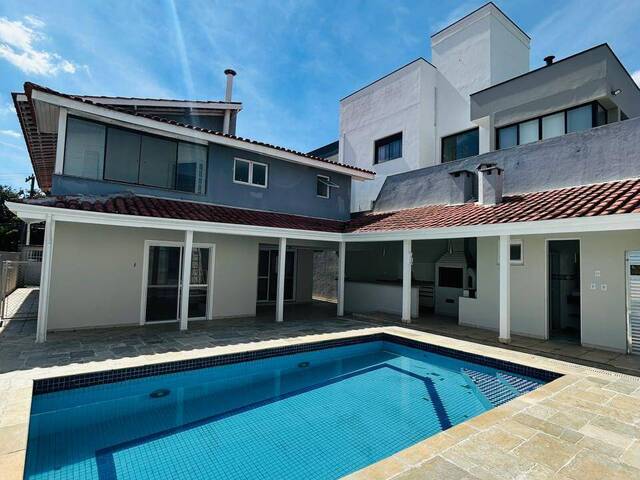 #1000CA - Casa para Venda em Santana de Parnaíba - SP - 2