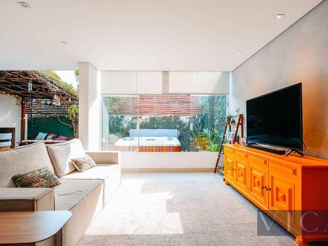 Casa para Venda em Santana de Parnaíba - 5