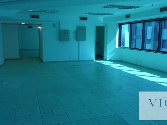 Sala para Venda em Barueri - 3
