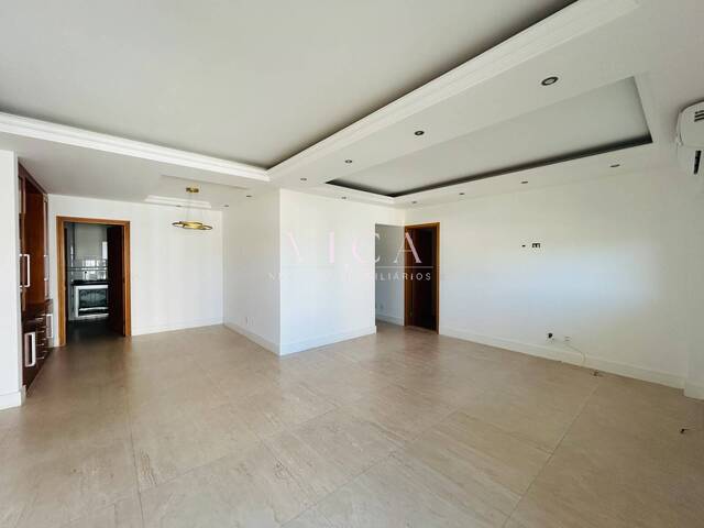 Apartamento para Venda em Santana de Parnaíba - 2