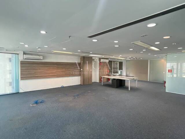 Sala para Venda em Barueri - 4