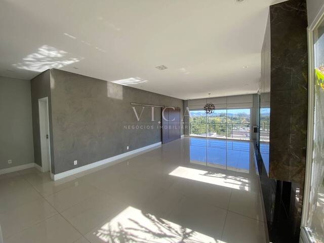 Casa para Venda em Santana de Parnaíba - 5