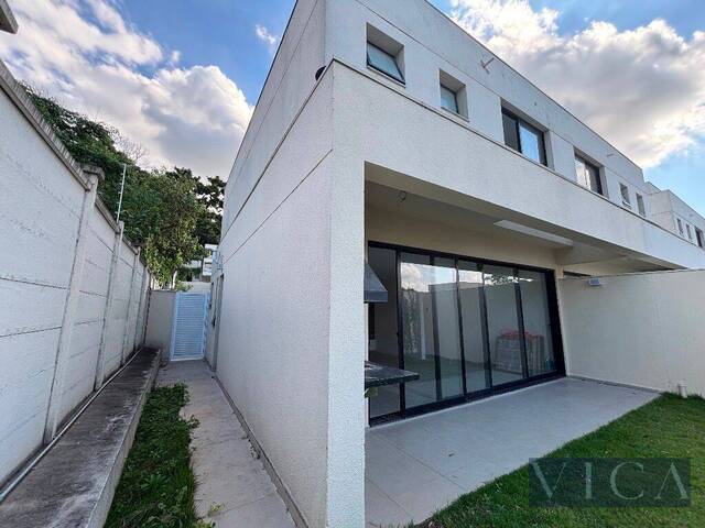 #893CA - Casa para Venda em Santana de Parnaíba - SP